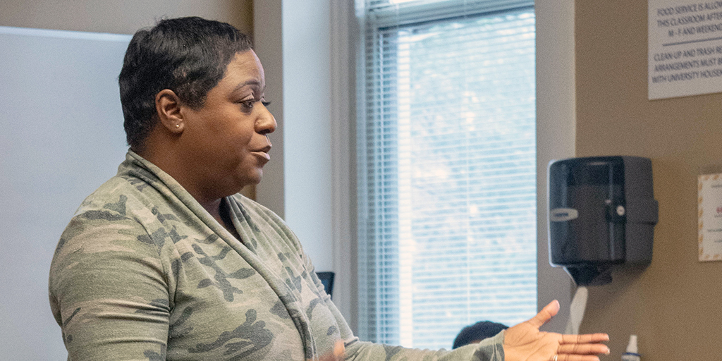 Tracey Miller teaching the “Open Trauma: Intersections of African American Culture and Sexual Trauma” workshop.